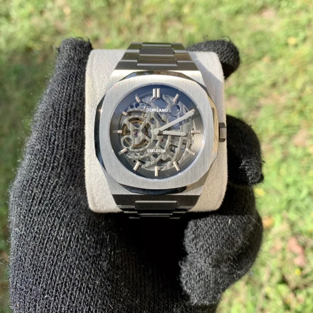 D1 Milano Skeleton Wristwatch Full Set